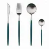 Set di stoviglie Set di posate in oro Set di posate in acciaio inossidabile 18/10 Modern Dinner Fork and Knife Utensils Stoviglie Cucina Home