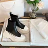 2022 TOP Women Boots Bee Classic Leather Designer Thick-soled Desert Martin White Star Trail short shoe size 35-40 mkjkkk0000005