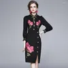 Vestidos casuais jsxdhk moda pista designer vestido outono vestido de flor feminina bordado stand colar negra pacote de luxo nádegas vestidos