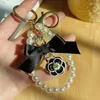 Keychains 2022 Fashion Traditional Luxury Accessories Glitter Keychain Clover Camellia Lucky Wedding Gifts For Guests