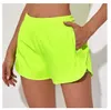 Aktive Sets Lu -Forming Yoga Multicolor lose atmungsaktiven schnellen trocknenden Sportarten Hotty Hot Shorts Womens unterWuchen Taschenhosen Rock Running SDFSDFDS2