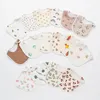 Haaraccessoires Gedrukte zachte katoenen slabbetjes voor babyjongens meisjes burp doek baby speeksel handdoek geboren bib mousseline kwijlde sjaalvoeding dingen