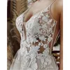 Sexy pizzo avorio tulle senza spalline scollo a V pavimento-lunghezza abiti da sposa a-line cappella treno su misura