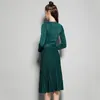 Casual jurken 2022 Elegante glanzende geplooide trui jurk vrouwen met lange mouwen sexy v-neck vrouwelijke sjerp glitter a-line luxe gebreide feest