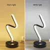 Lampes de table LED LED SPIRAL LEIL CURVE CURVE LAMPE DE CHAMBRE D'ACCORD