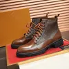 Men Designer Boots Cowskin Chelsea buty na zewnątrz grube dolne dolne buty średniej długości koronki o niskiej obcasie okrągłe palce męskie buty rozmiar 38-45