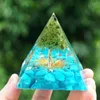 Dekorativa figurer Crystal Orgonite Pyramid Positive Energy Generator Yoga Meditation Office Home Ornament Art Crafts Decorations