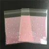 غلاف هدية 100pcs/لوت Skyblue الوردي البلاستيكي ذاتي لاصق كيس التغليف حقيبة الزفاف حلوى الديكور 14cmx14cm