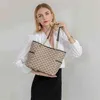 Väskor axel tygpåsar för kvinnor ny lyxig designer shopping kedja sling pläd läder handväskor plånböcker