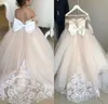 4-8 år Lace Tulle Flower Girl Dress Bows Children's First Communion Dress Princess Ball Gown Wedding Party Dress FS9780