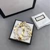 Flower Women Designer Jewelry Golden Chain Necklace for Womens Letters Jewelrys Pearl Necklaces Wedding 2210311Z