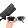 Nouvelles lunettes de soleil géométriques pour femmes acétate lignes de mode design triangle contrastant éléments de couleur lunettes avec boîte lunettes de luxe pour hommes en gros
