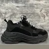 Buty 2022 Roller Mens Triple S 17fw Sneaker Womens Paris Czarna biała list