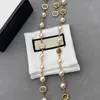 Flower Necklace Women Designer Jewelry Golden Chain Necklace For Womens Luxury Letters Jewelrys Pearl Necklaces Wedding 2210311Z