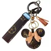 Decor Home 2021 Keychain Key Chain Buckle lovers Car Handmade Leather Keychains Men Women Bags Pendant Accessories 5 Color 65221 with box and dust bag