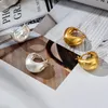 Herbst/Winter 2022 Artida Ohrstecker japanisches Nischendesign Metall matt gebürstet Ohrringe Damen Vintage Mode Ohrschnalle Zubehör