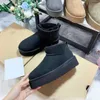 Marque chaussures décontractées à la mode joker hiver nouvelle fourrure intégrée bottes de neige femmes bottes courtes à fond épais