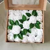 Fleurs décoratives 25 Pcs / boîte PE Rose Tête Artificielle Faux Plantes Feuilles DIY Guirlande De Mariage Saint Valentin Tenant Bouquet Mousse Fleur