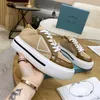 Lady Designer Casual Chaussures Triangle Semelle Épaisse Double Roue Nylon Baskets Femmes Blanc Toile De Luxe Bas Chaussures En Cuir II88