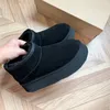 Bottes de créateurs Australie Bottes de neige Platforme pour femmes Ultra Mini Boot réel en cuir épais Bottom Man Docues de fourrure australien Cowboy Chaussures d'hiver châtaigne noire gris