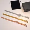 Commercio all'ingrosso della fabbrica cinturino di orologio stile nuovo modo 316l titanio acciaio oro argento rosa regalo gioielli coppia braccialetto