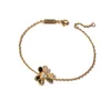 Bangle Exquise Lucky Clover Bangles For Women Fashion Gold Color Bracelet Sieraden Accessoires Wedding Party Vrouw Fijne cadeau Z316
