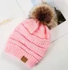 Nieuw jaar039S Geschenk 10 ontwerpen Party Favor cc Adult Winter Warm Hat Vrouwen zachte stretch kabel gebreide pom beanie meisje ski christma1094531