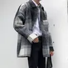 Erkekler yün ekose yünlü ceket erkekler moda retro rahat ceket erkek sokak kıyafeti vahşi gevşek Kore uzun erkek palto