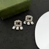 Middle Style Diamond Stud Avancerad anpassad original mässingsmaterial Bronsutförandeinformation Comparabla5526912