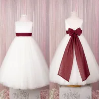 Bloemenmeisjesjurk 2023 Oversized bow balgown eerste communiedog jurk voor kleine jongen baby peuter doop doop junior bruidsmeisje bruiloft gasten geschepper