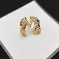 Fashion Pearl Open Ring Bague eenvoudige persoonlijkheid Luxe ontwerper voor vrouwen Lady Love Jewelry Party Wedding Engagement Rings Gift217X