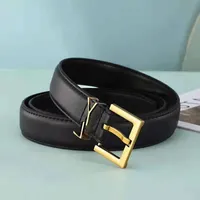 Belts Designers Luxurys for Women Designer Metallic Business Style Woman Leisure Temperament Versatile Material Leather Menbelts Very Good