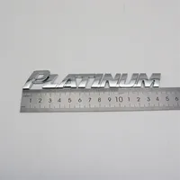 Voor Toyota Platinum Emblem Car Logo 3D Letter Sticker Chrome Silver achterste trunk -naamplaat Auto Badge Decal288s