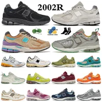 NB2002R MĘŻCZYZNA Kobiety Buty swobodne 2002r Sneakers Ochrona Pakiet Rain Cloud Chmur