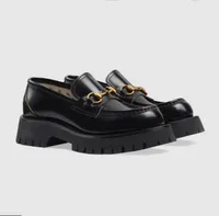 Kvinnor casual skor l￤der loafers skor svart ￤kta l￤der loafer sko net k￤ndis med bi plattform kvinnors modell 35-42
