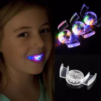 Зубной зуб смешные игры Led Light Children Light-Up Toys Masking Flash Brace Mourt Guard Piece Glow Party Supplies 1276