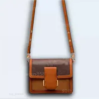 2023 Catwalk Dauphine Color Facs مطابقة حقائب اليد الفاخرة مصمم حقيبة اليد حقيبة يد كروسة محافظ الكتف الرسول أعلى