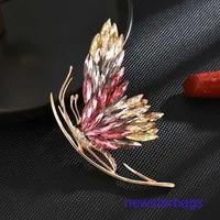 Factory Outlet wholesale brooches New fall and winter high-end French gradual change butterfly Austrian crystal elegant temperament brooch corsage accessories