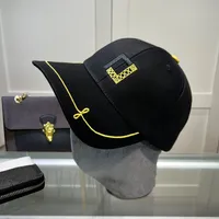 Stingy Brim Hats Fashion Dome Ball Caps Designer Sports Cap Adjustable Casual Letter Hat for Woman 3 Color Adult Hats
