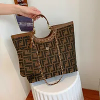Handbag al por mayor y minorista en línea Bag2023 New Fashion Sense Boot Capacidad Tote Canvas Compras