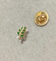 100pcs Mała niestandardowa broch i szpilki odznaka zielony liść Acacia Sprig Masonic Regalia Mason Lapel Pin Akasha Prezent dla Fello8069694
