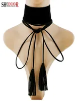 Cadenas Sheegior Sexy Punk Charm Collar Long Velvet Ribbon Negro Blanco Tassel Tassel Cabecillo Collares para mujeres Regalos1127320