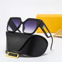 مصممة نسائية النظارات الشمسية الرجال الفاخرة أجوف خارج الرسالة لون النقيض من Lunette Homme كبير الحجم الأنيق دورة الحماية للرياضة النظارات الشمسية