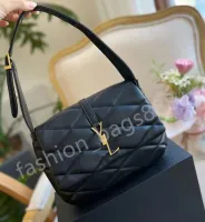2022 Top-quality Armpit Bags Classic Leather Designer Women Luxurys Handbags for Ladies Shoulder Bag Baguette Multi-Color Fashion