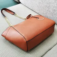 Duże barowe torba na laptopa torba do pracy dla kobiet PU skórzane portfele zakupowe na łańcuchu TOTE TOTE Black Telefon Bor Brown Luxury Designer Bags