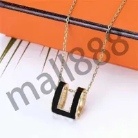 Pendant Necklaces Fashion Luxury Gold H Pendant Designer Design For Man Woman Silver Clavicle Necklace Choker Jewelry Gold Plated Letter Link Chain T2302032