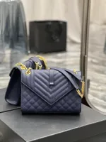 Bolsa de cadena One Shoulder Fashion Tote Caviar Bag Luxury Diseñador Bolsas Crossbody Bag Clamshell Diseño Billetera de metal Hebilla de bloqueo