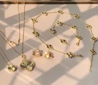 S925 Silver Fashion Halsketten Anhänger Klassiker 4/vier Blattklee Charms Designer Schmuck Set 18K Gold plattiert für Womengirl Valentine's Ohrringe Love Bracelets Geschenk