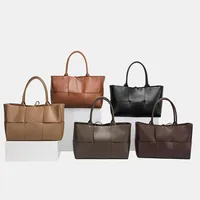 2021 22cm Classic mini Arco tote women's shopping bag plaited cow leather crossbody handbags Baguette Pouch Totes 061705-1236C