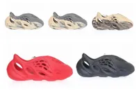 Yeezzy Kids Shoes Big Baby Slide Foam Runner Slipper Boys Boys Designer Slippers Black Shoe Boy Sneaker
